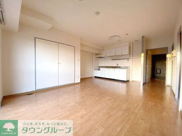 フローライト市川の物件内観写真